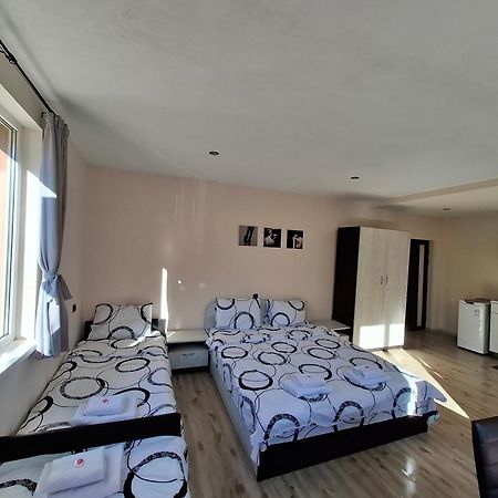 Отель Bubolina House Сапарева-Баня Экстерьер фото